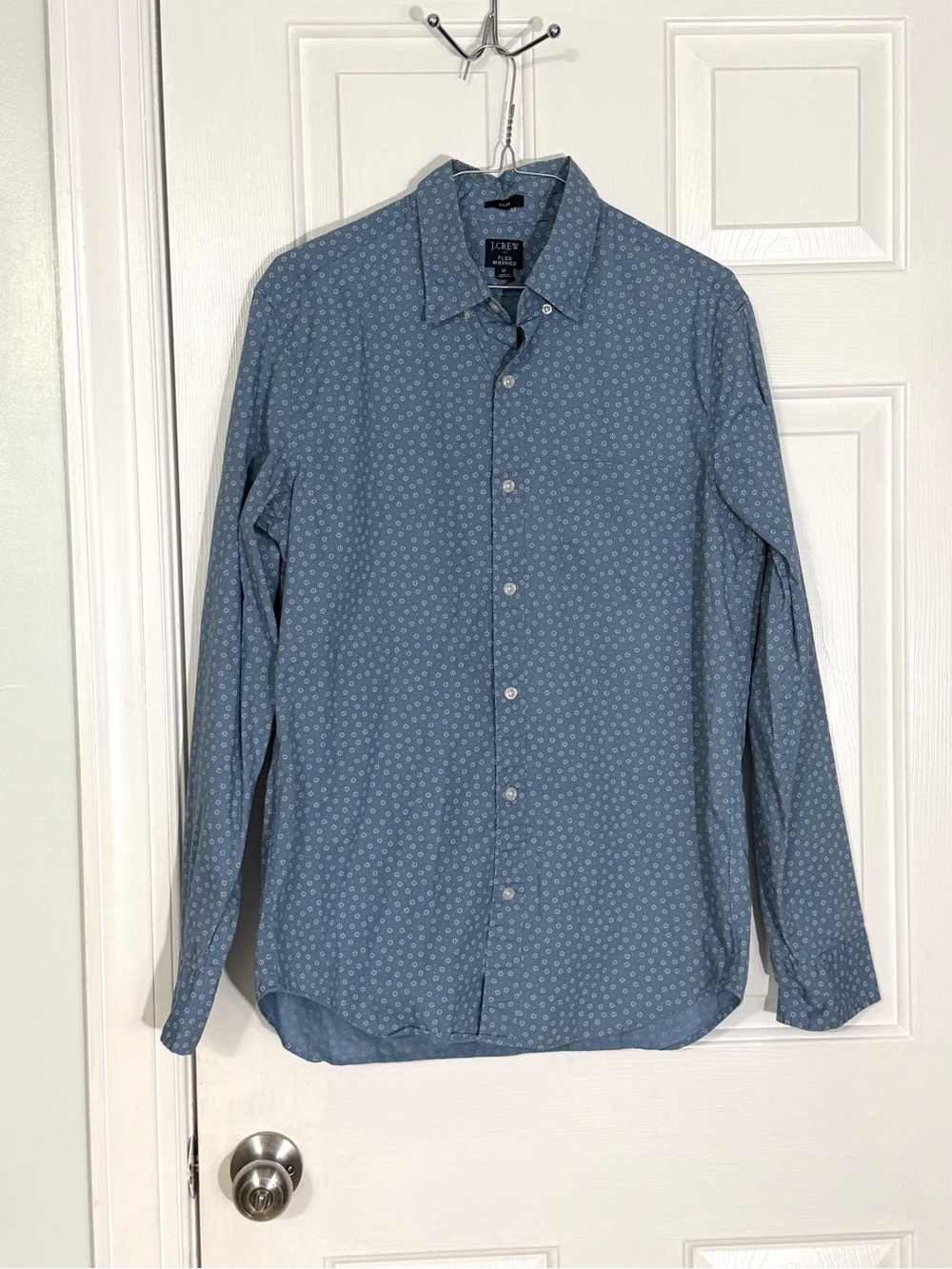 J Crew Flex Washed Slim Fit Blue Floral Print Button Down Shirt Men's Size M